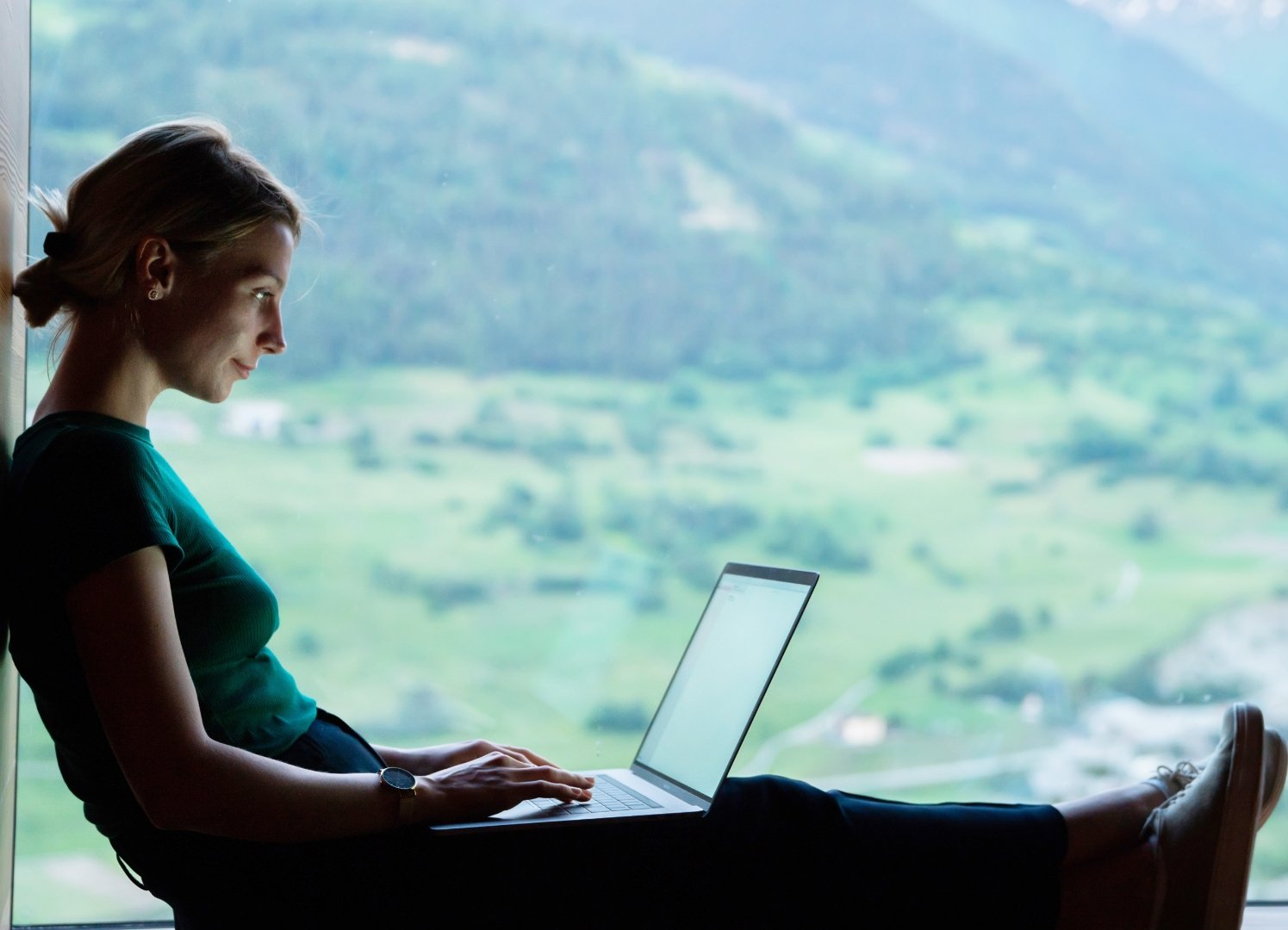 Teleworking in the middle of nature! Teleworking in the middle of nature!
