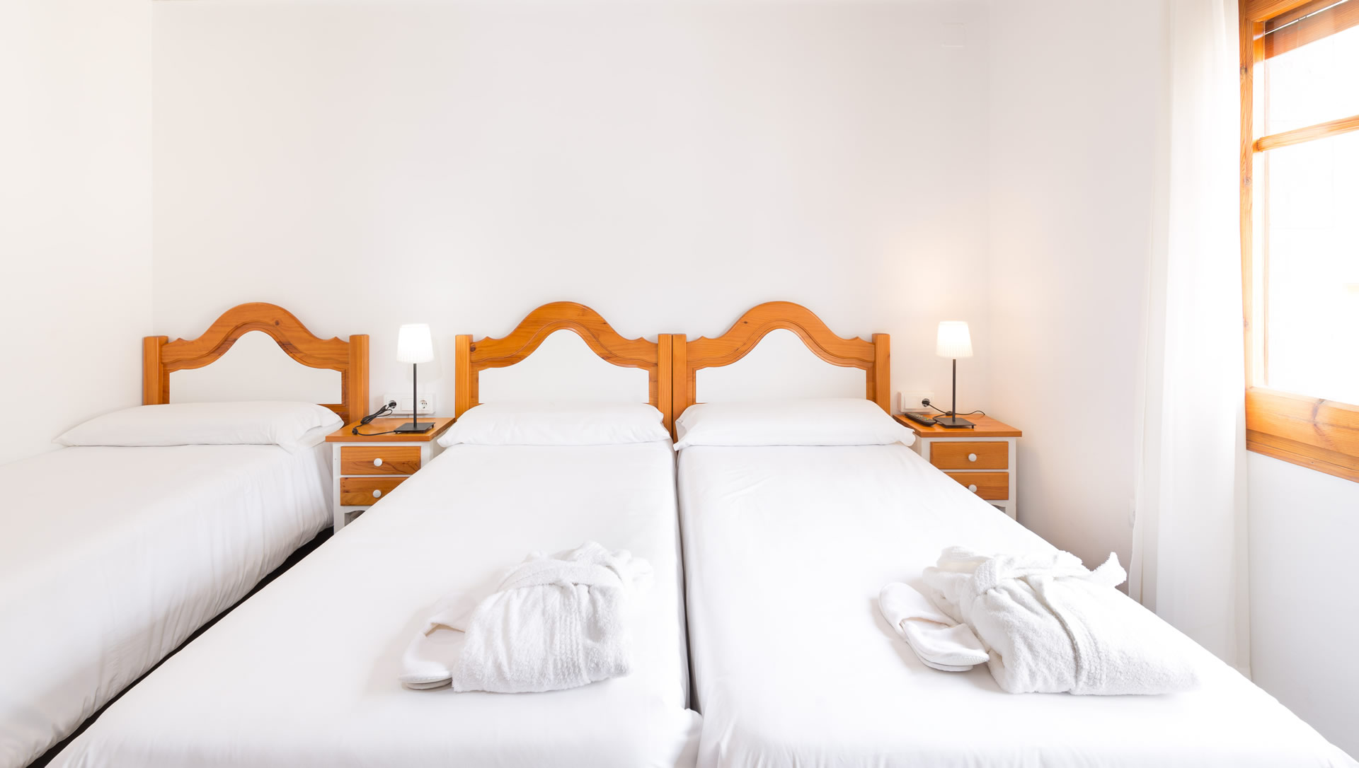 Triple room with access to the SPA